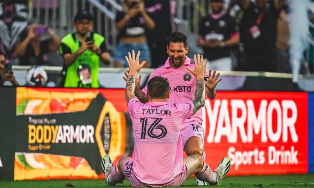 色伊人色